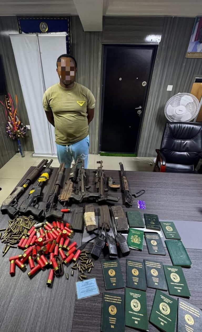 Police Arrest Wanted Gang Leader In Lagos, Recover Arms