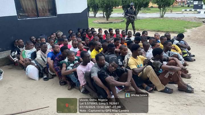 Troops Arrest 183 Suspected Internet Fraudsters, Suspected Cultist
